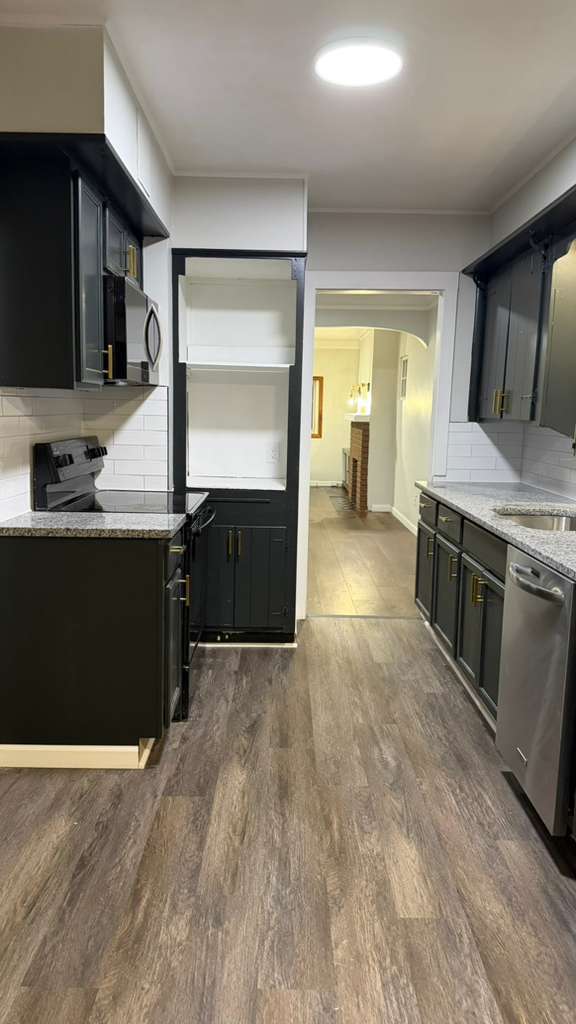 Photo - 13901 Tyler Ave