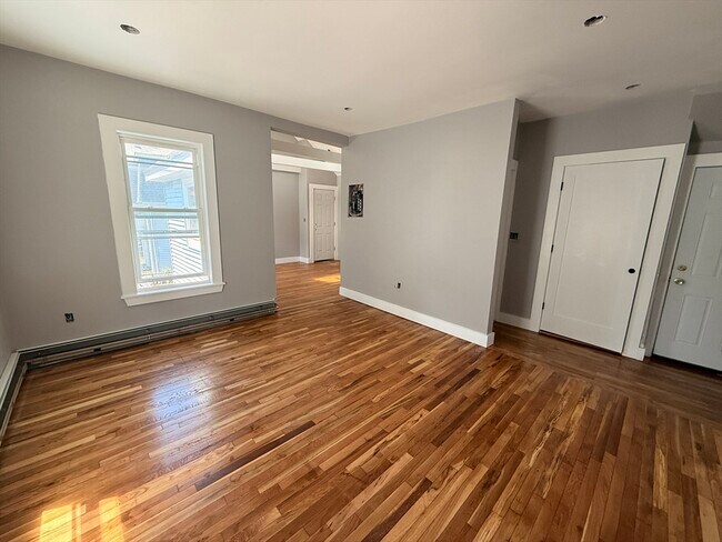 Photo - 14 Atherton St Unit 2