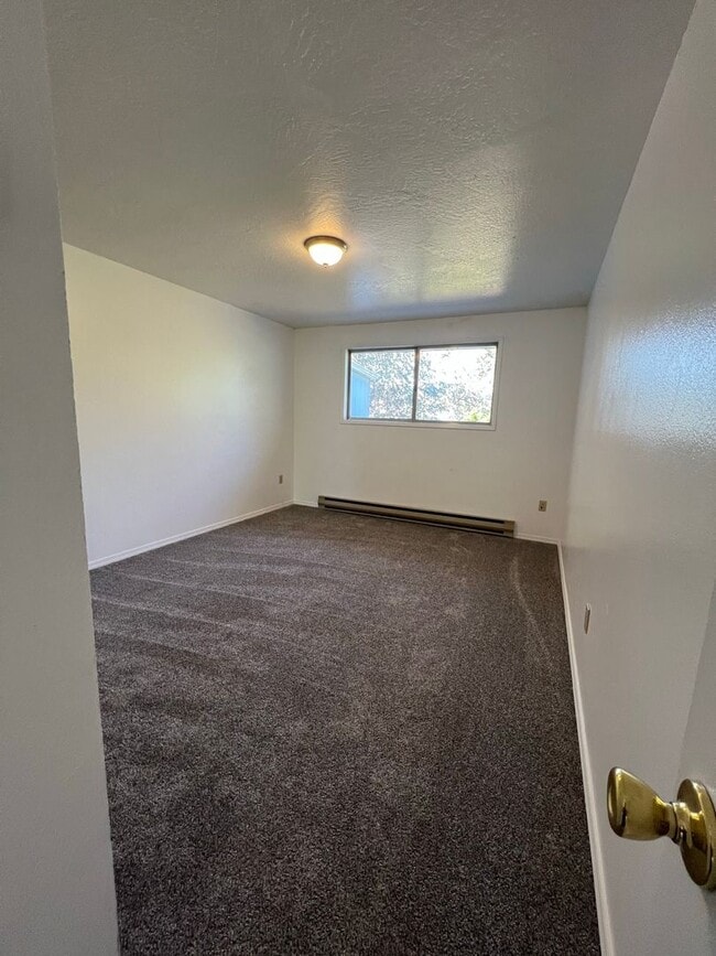 Photo - 2 bedroom 1 bathroom - Triplex - Moyina Heights - South Suburbs