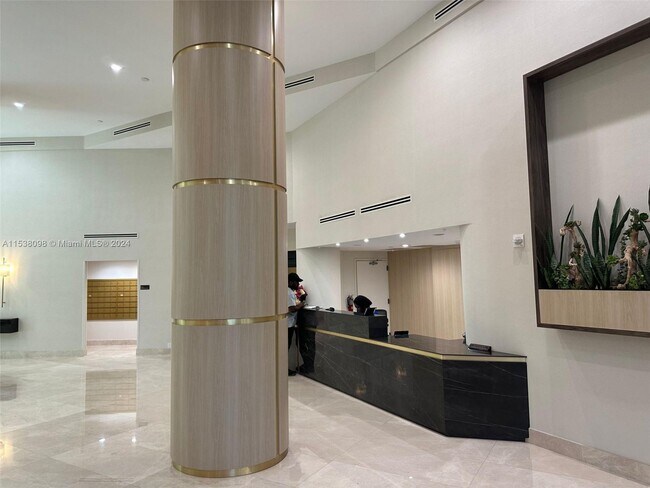 Photo - 3500 Mystic Pointe Dr