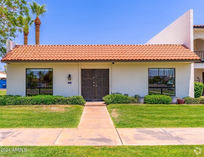 Building Photo - 7626 E Minnezona Ave Rental