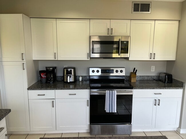 Photo - 3918 Shady Glen Ln