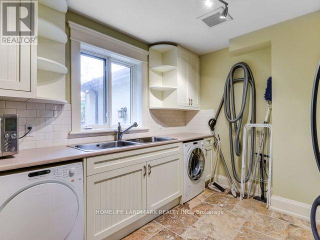 Photo - 243 Dolphin Ct