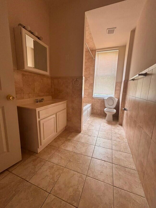Photo - 293 Communipaw Ave