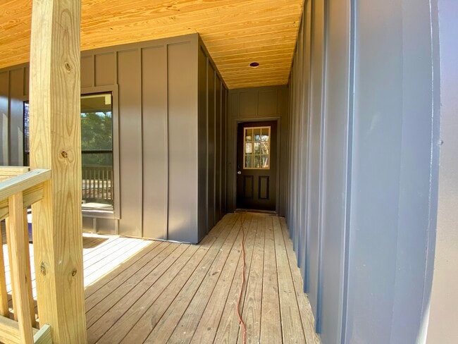 Photo - 232 Sylvan Rd