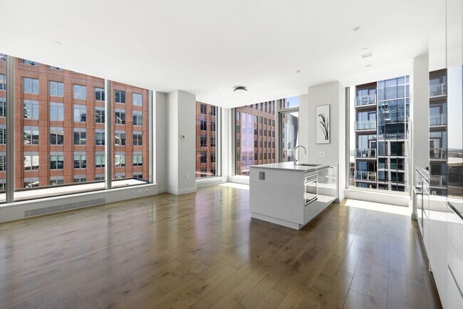 Photo - 133 Seaport Blvd Condo Unit 1723
