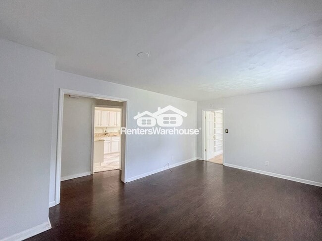Photo - 3920 Davis St