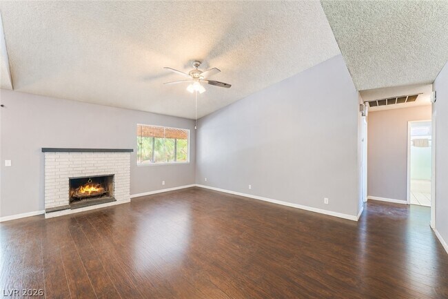 4268 Hampshire Cir