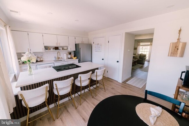 Photo - 126 Albemarle Dr