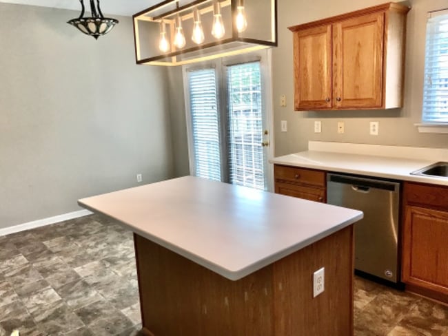 Photo - 16213 Peachmont Dr