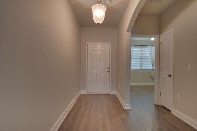 Photo - Spacious 3BR/2BA Home in Pace – Pet-Friend...