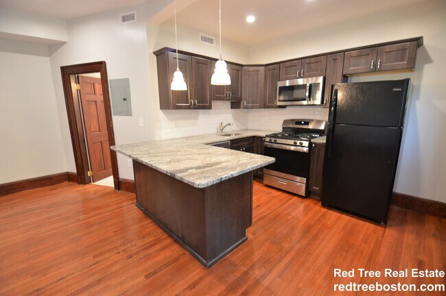 1736 Beacon St Unidad 2