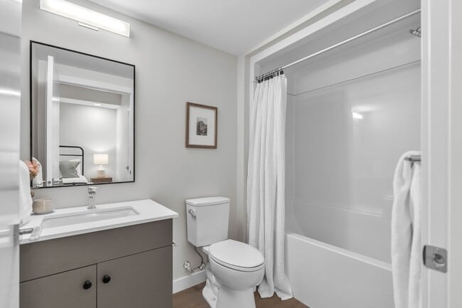 Photo - 939 Chancellor Drive