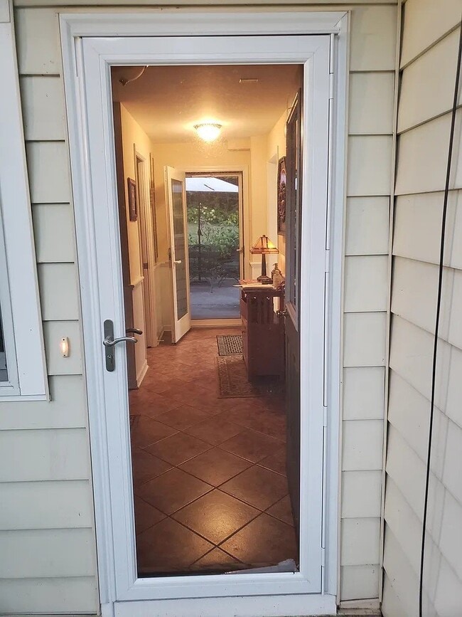 50 Larned Ln