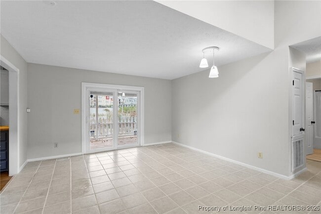 Photo - 1716 Valley Ridge Dr