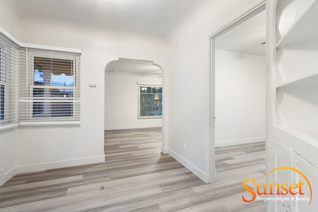 Photo - 4926 Del Monte Ave