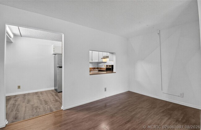 720 Sunny Pine Way Unit G2