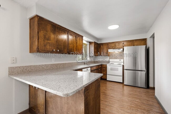 Photo - 816 S Robinhood St