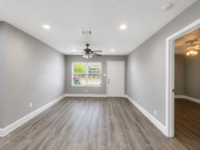 Photo - 10739 Dulcimer St
