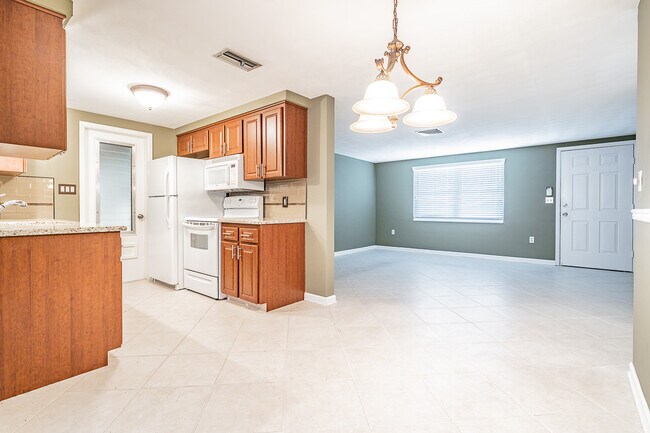 Photo - 7715 Sue Ellen Dr