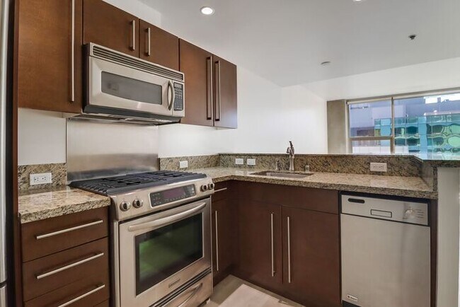 Photo - Stunning 1Bdm 1Ba Condo in the Heart of Do...