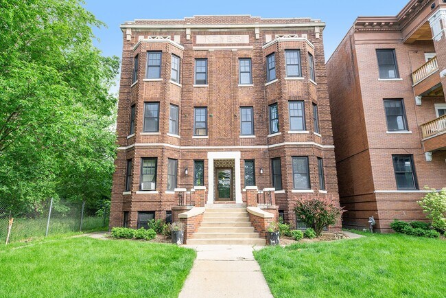Keyes Apartments - Keyes Apartments