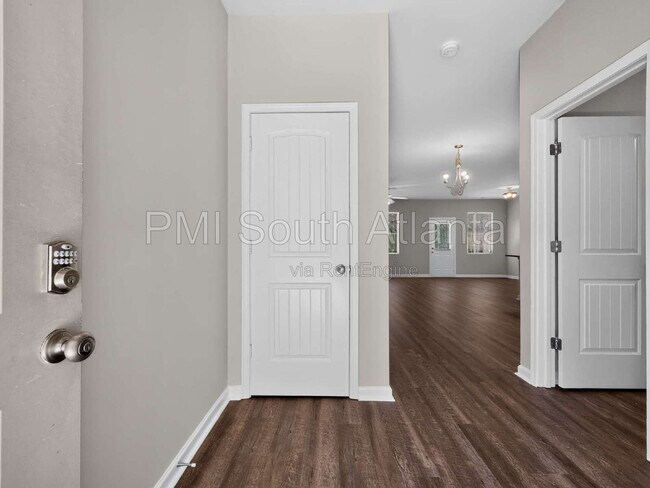 Photo - 6446 Grey Fox Way