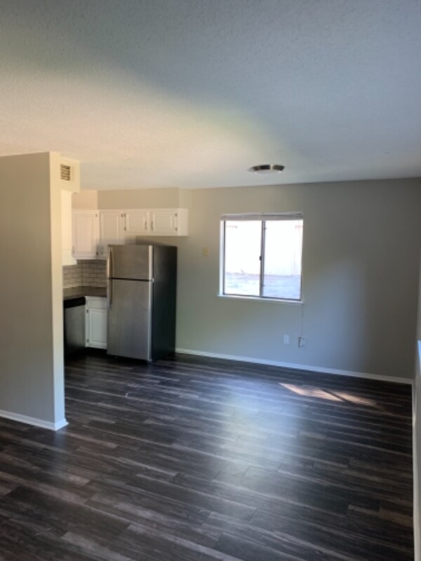 Photo - 3223 Schuetzen Ln