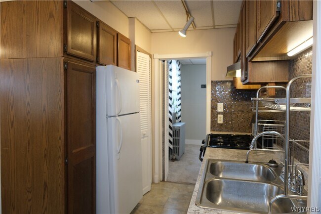 Photo - 96 Fargo Ave