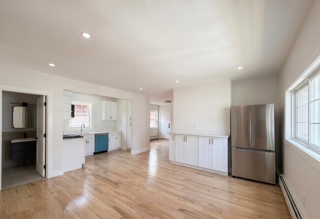 Photo - 10 Pearl St Unit 2