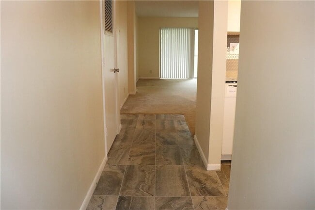 Photo - 8735 Ramblewood Dr Unit 410