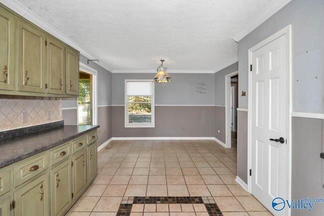 Photo - 1307 Lindsay Ln S