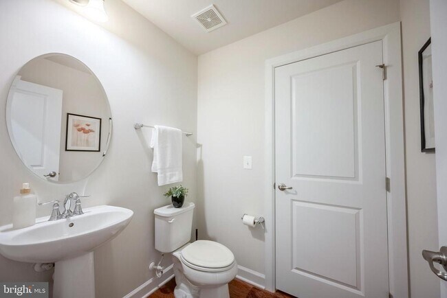 Photo - 22308 Seabring Terrace