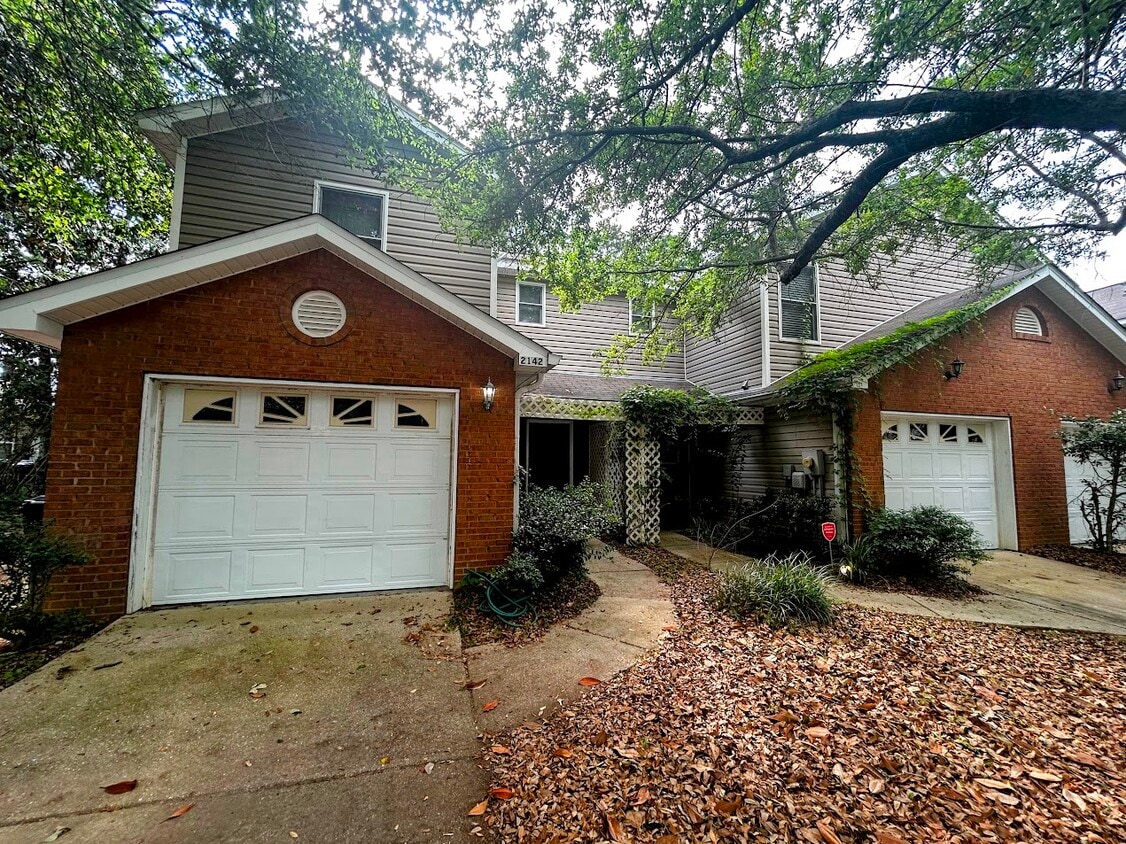Photo - 2142 Delta Way (Tallahassee, FL)