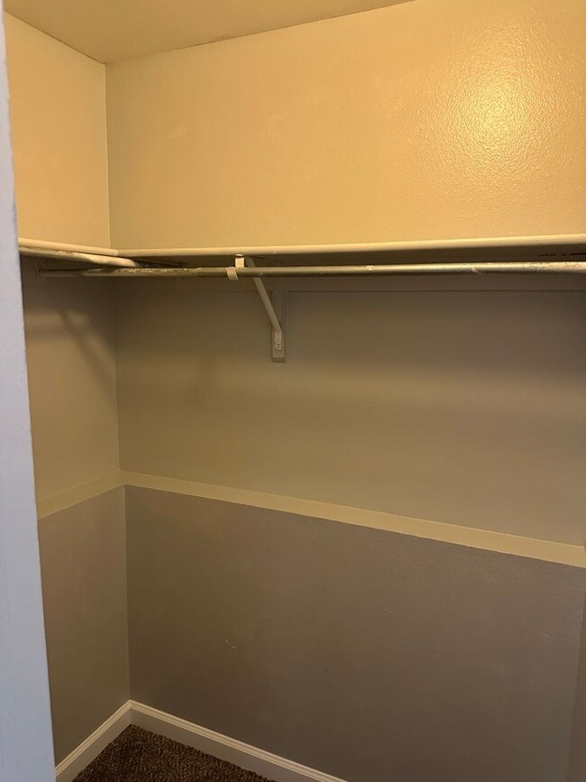 1785 Zebulon Dr Unit C
