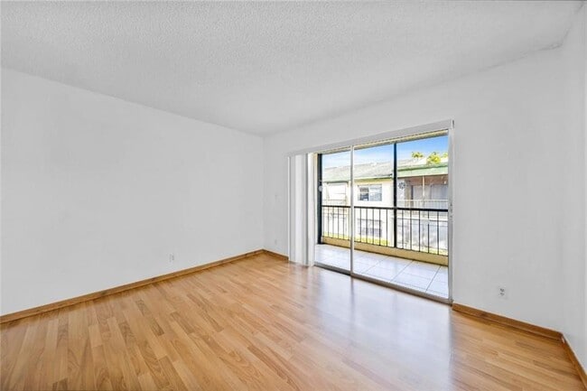 Photo - 4149 NW 90th Ave Unit 202