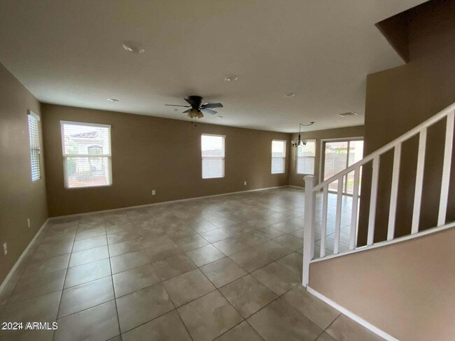 6838 E Posada Cir