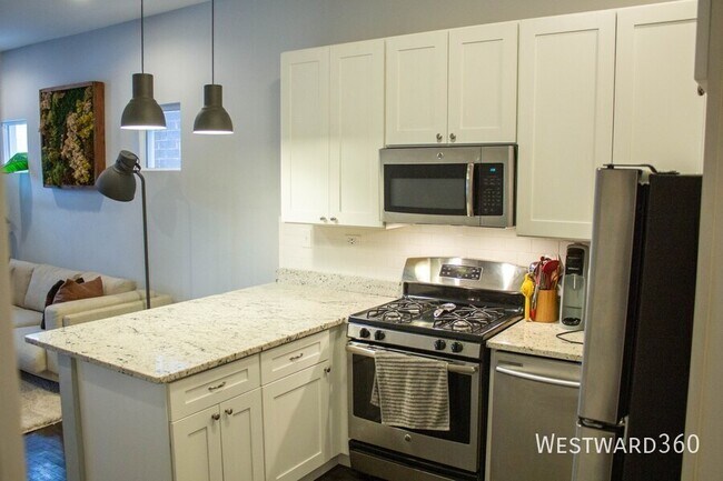 Photo - 2344 N Oakley Ave Unidad 1