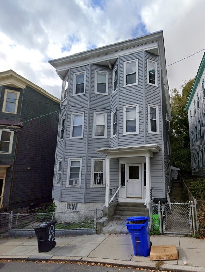 Photo - 10 Bucknam St Apartments Unit 2