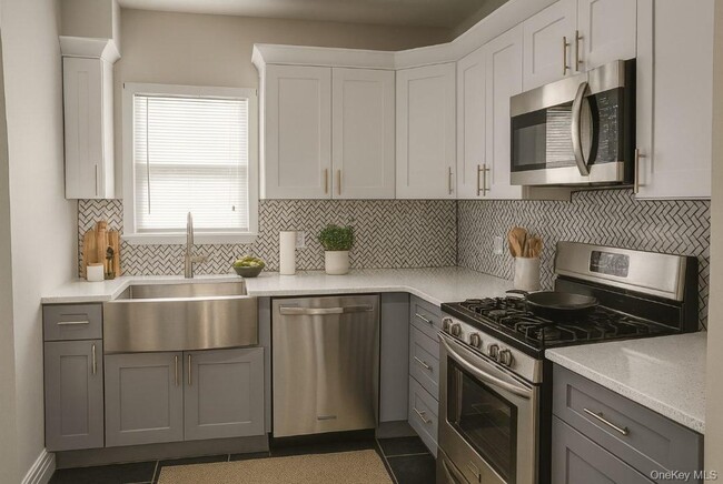 Building Photo - 492A Cornell Ave