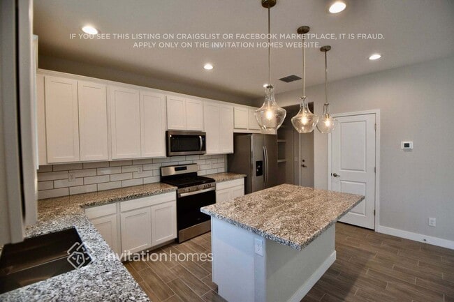 Photo - 11024 W Pierce St