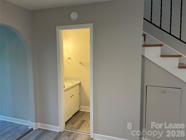 Photo - 407 S Chester St