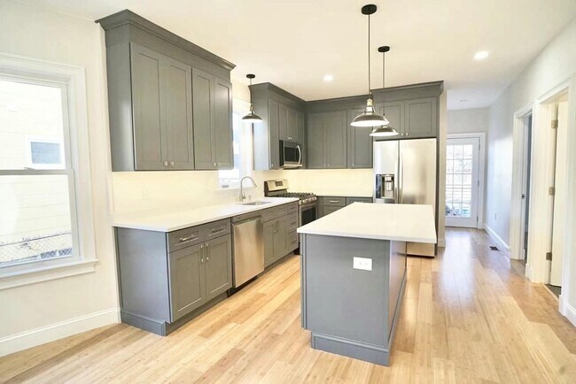 75 Wareham St Unit 1