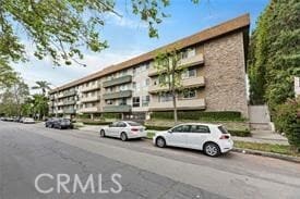 Photo - 525 N Sycamore Ave Unit 333
