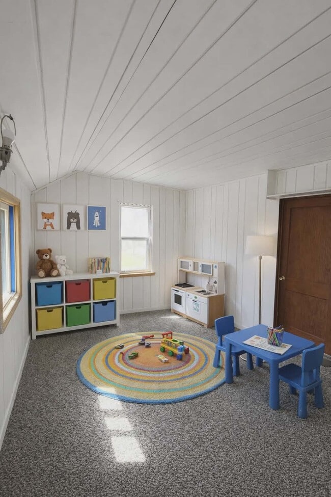 Photo - 265 Stevens St W Unit 2