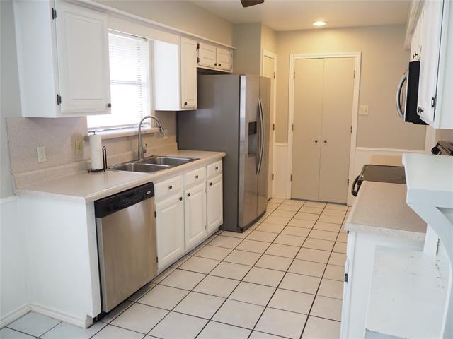 Photo - 924 Summer Trail