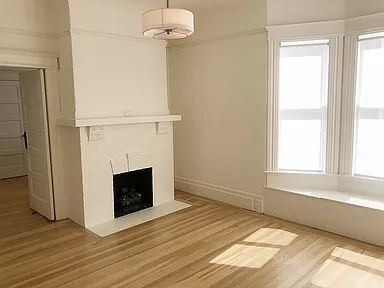Photo - "Charming 1-Bedroom Haven in Vibrant San Francisco's Heart!"