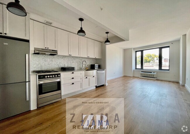 Building Photo - 409 Eastern Pkwy Unit 212 Rental