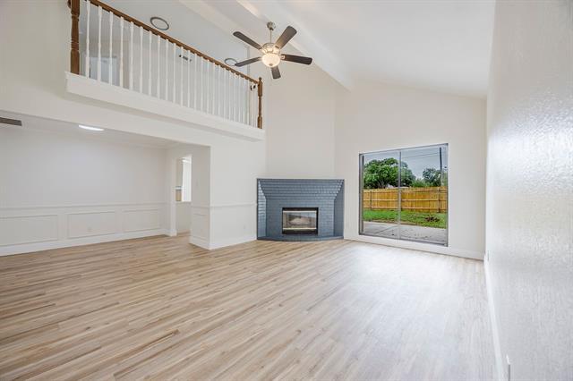 Building Photo - 907 Yellowstone Dr