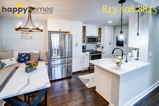 Building Photo - 2/2 Fully Furnished condo in The Meridian ...